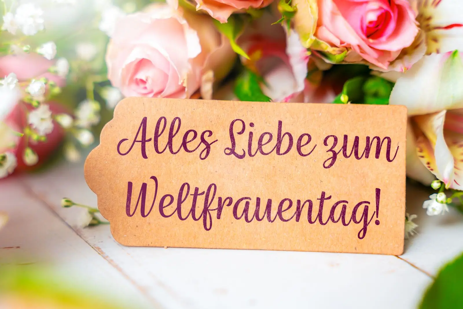 Alles liebe zum weltfrauentag! Mit rosen