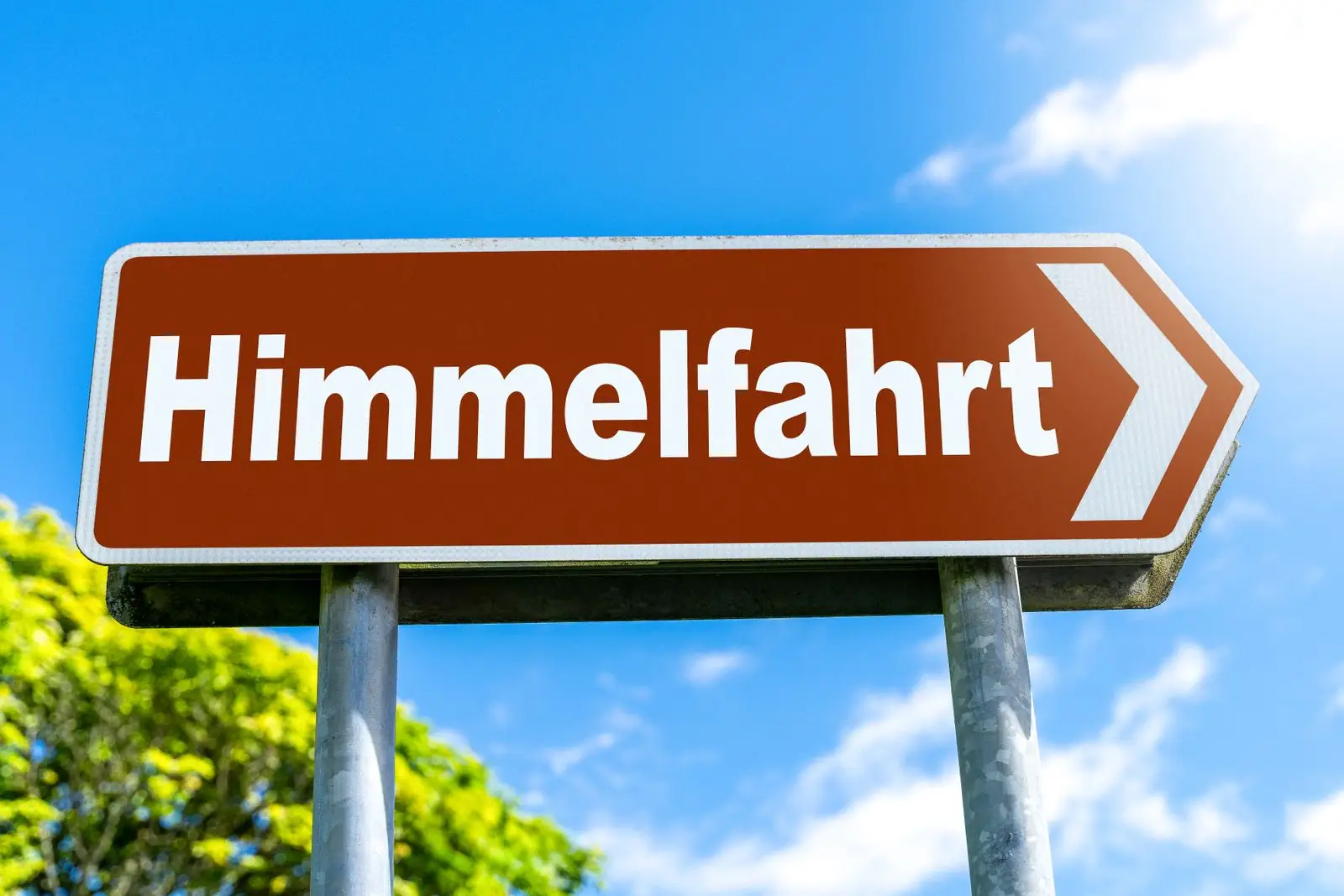 Christi himmelfahrt schild im bild
