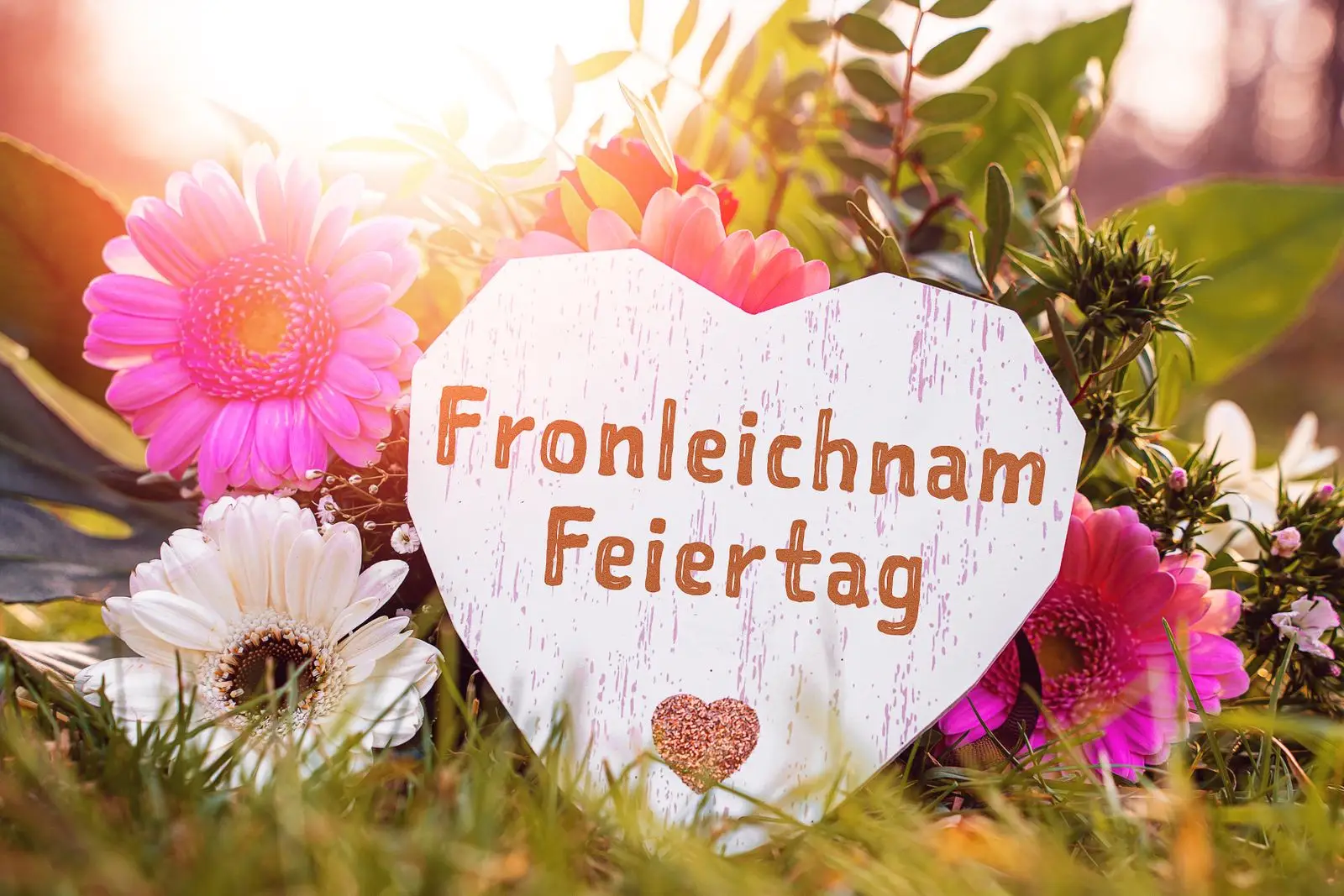 Fronleichnam feiertag neben blumen 1