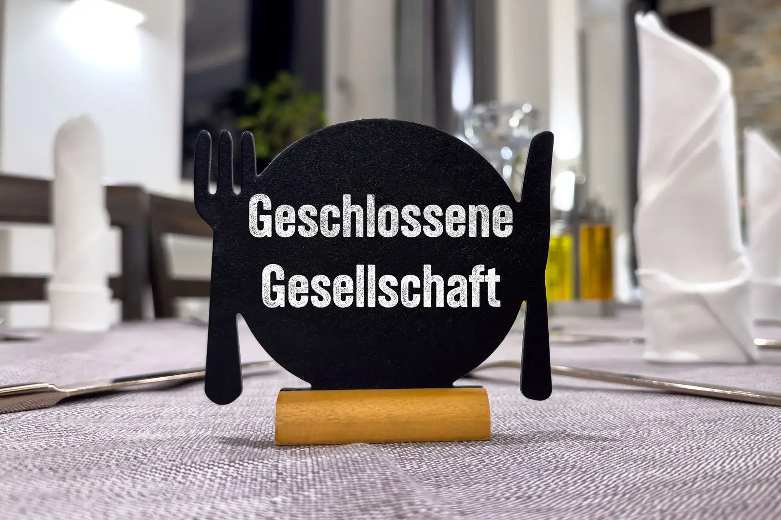 Geschlossene gesellschaft bilder für restaurant