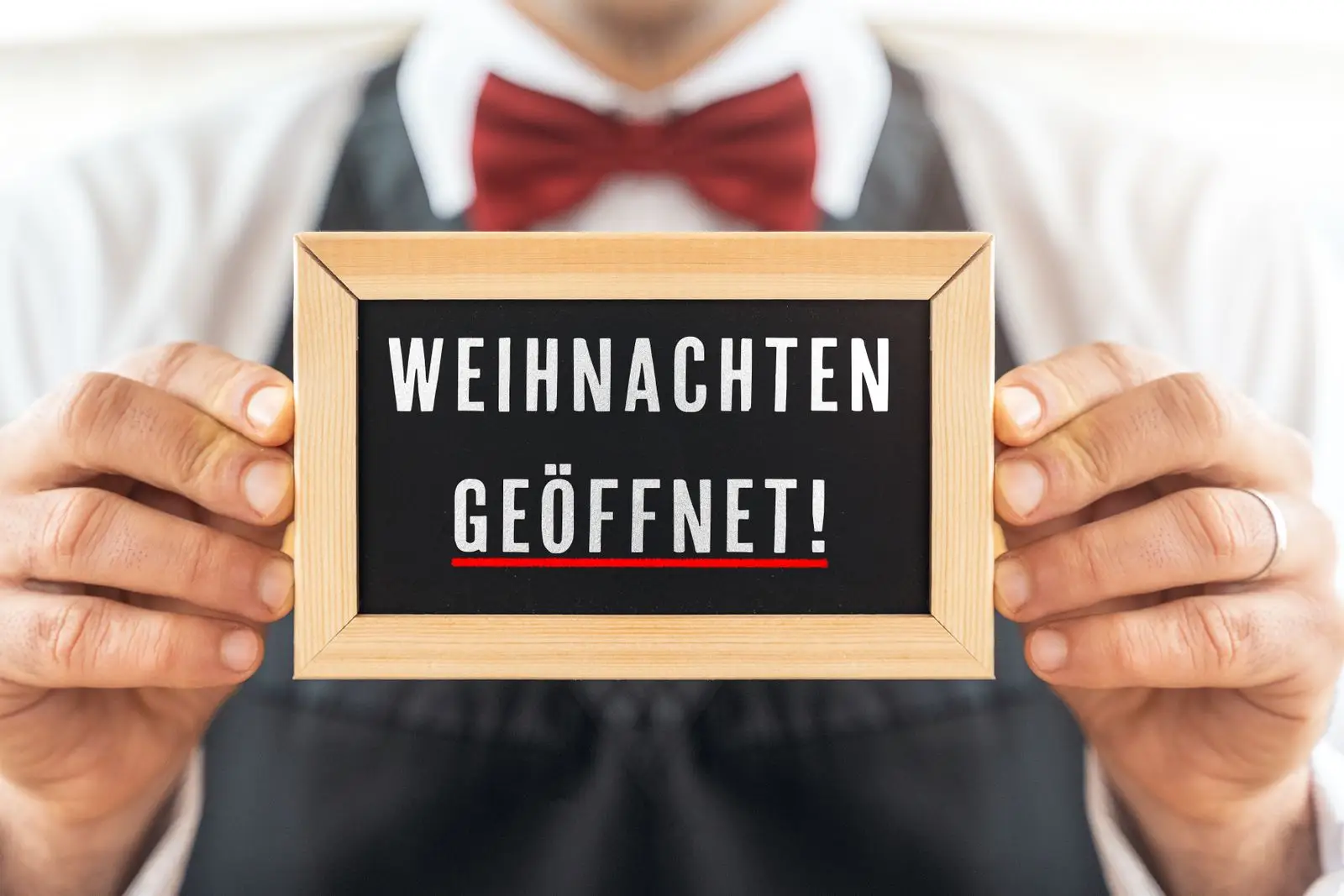 Weihnachten geöffnet, schild restaurant