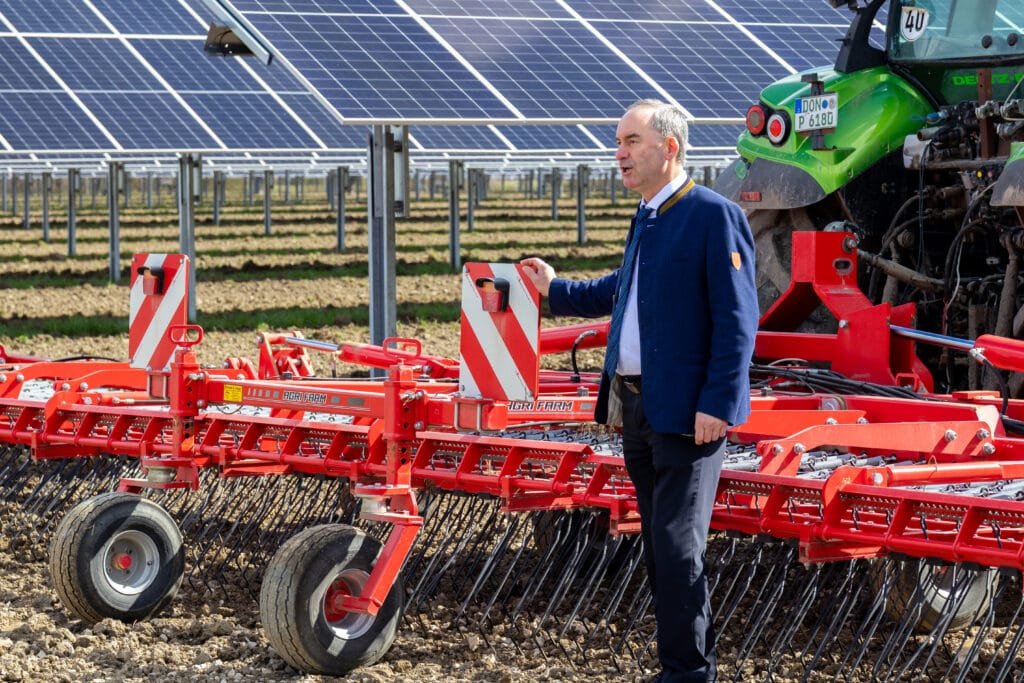 Einweihung süddeutschlands größter agri-pv-anlage in oberndorf am lech 5 feldwerke 3 Feldwerke 3